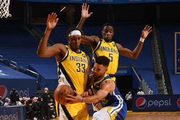 26岁姆巴佩获评10分+MVP：无敌一条龙+飙2世界波,现场视角太牛了（26岁姆巴佩10分满分当选MVP：无解一条龙+连轰两记世界波，现场视角炸裂）