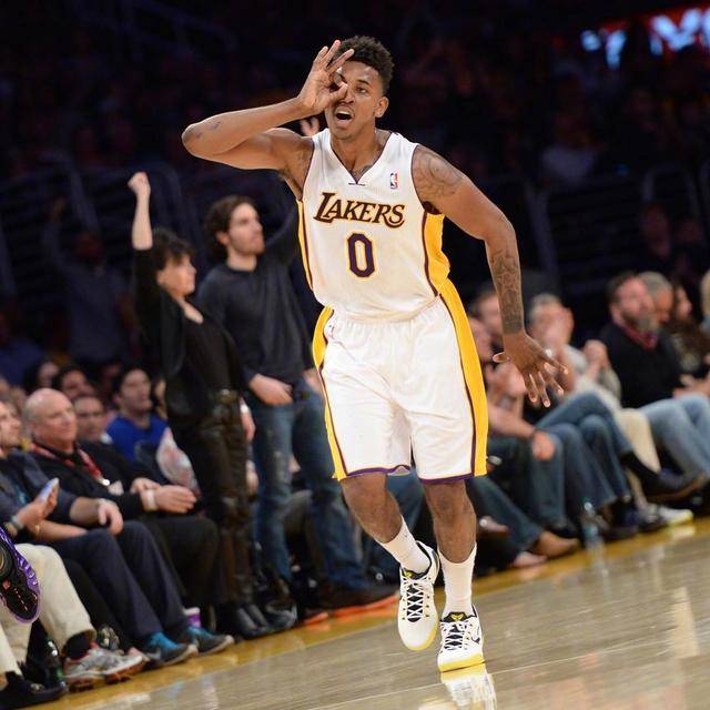 马尔基西奥质疑伊尔迪兹被换下：我绝不会把他换下，他太重要（马尔基西奥质疑换下伊尔迪兹：他太关键，我绝不会这么做）