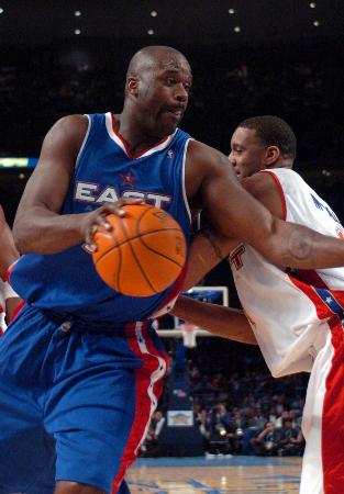 詹姆斯：我还没到百分百状态，但今晚状态比打猛龙好多了（詹姆斯：状态未达百分百，今晚明显好于对猛龙一战）