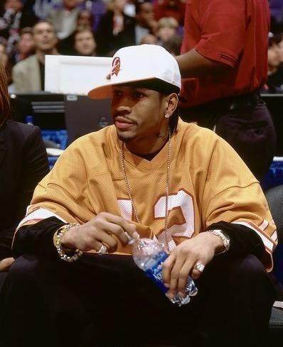 CBA：辽宁男篮稳住局势 客场战胜福建（CBA：辽宁男篮客场力克福建，稳住战局）