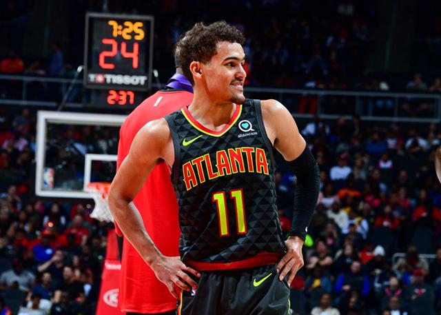 NBA：湖人遭遇惨败 浓眉受困犯规困扰（NBA：湖人惨负，浓眉深陷犯规麻烦）