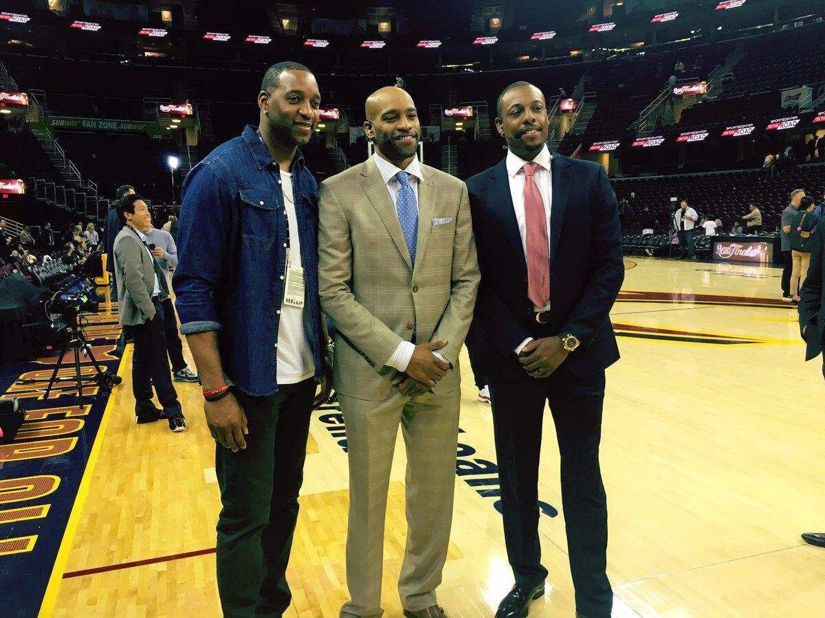 曼联欧联杯小组赛形势分析（曼联欧联杯小组出线前景解读）