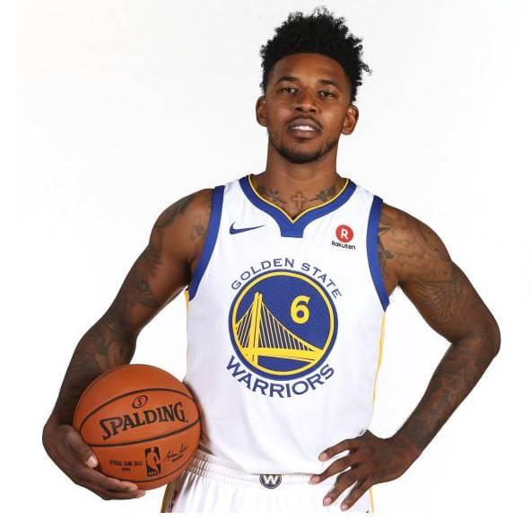 张伯霖：自己进几个球无所谓，只要球队能小组第一出线就行（张伯霖：不在乎进多少球，只求球队以小组第一出线）