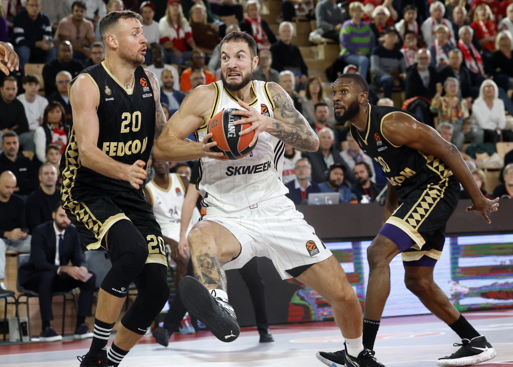 里程碑，奥巴梅扬打入职业生涯第400球（奥巴梅扬生涯400球里程碑达成）